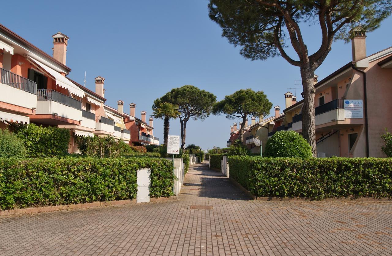 Appartamenti In Residence Portosole E Residence Tamerici Con Piscina-Cavallino Treporti Exterior foto